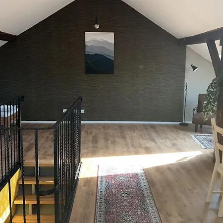 Apartment Tm *